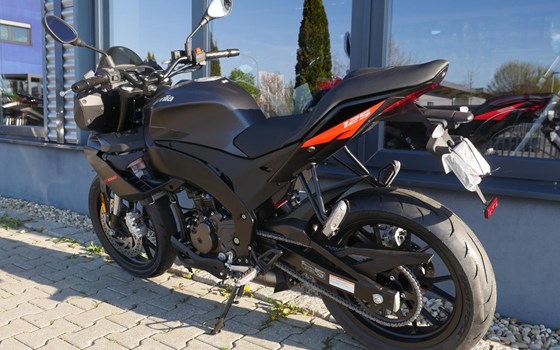 Neufahrzeug Aprilia Tuono 125 - Bild 11