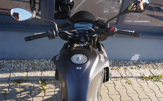 Neufahrzeug Aprilia Tuono 125 - Bild 17