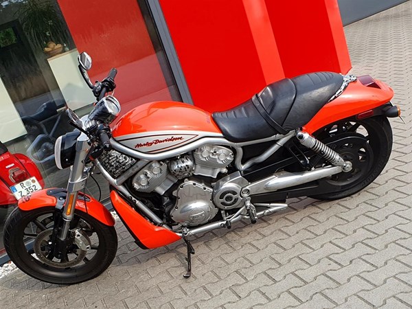 Gebrauchtmotorrad Harley-Davidson V-Rod Street Rod VRSCR