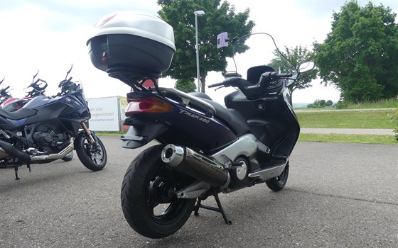 Gebrauchtmotorrad Yamaha T-MAX 500 - Bild 8