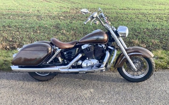 Gebrauchtmotorrad Honda VT 1100 C3 Aero-Ace Shadow - Bild 1 Gebrauchtmotorrad Honda VT 1100 C3 Aero-Ace Shadow - Bild 1