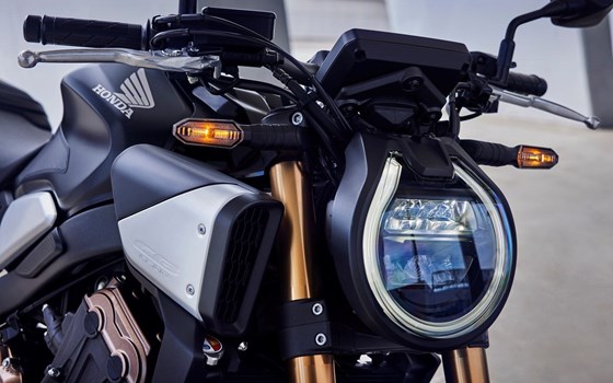 Neufahrzeug Honda CB650R E-Clutch - Bild 8
