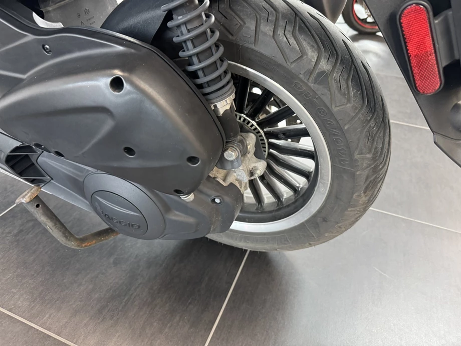 Angebot Piaggio Beverly 300 i.e. Police Bild 6: Angebot Piaggio Beverly 300 i.e. Police