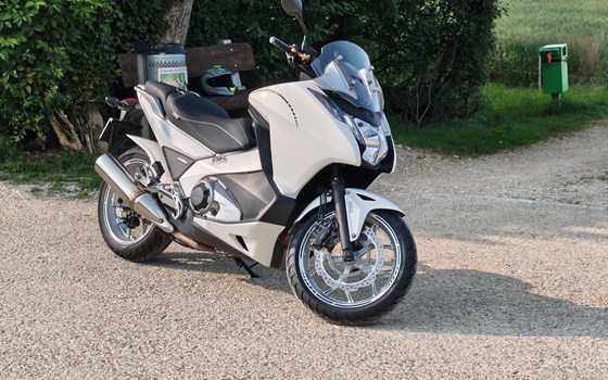 Motorrad Occasion Honda Integra - Bild 8