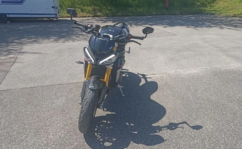 Angebot Triumph Speed Triple 1200 RS Bild 1: Angebot Triumph Speed Triple 1200 RS