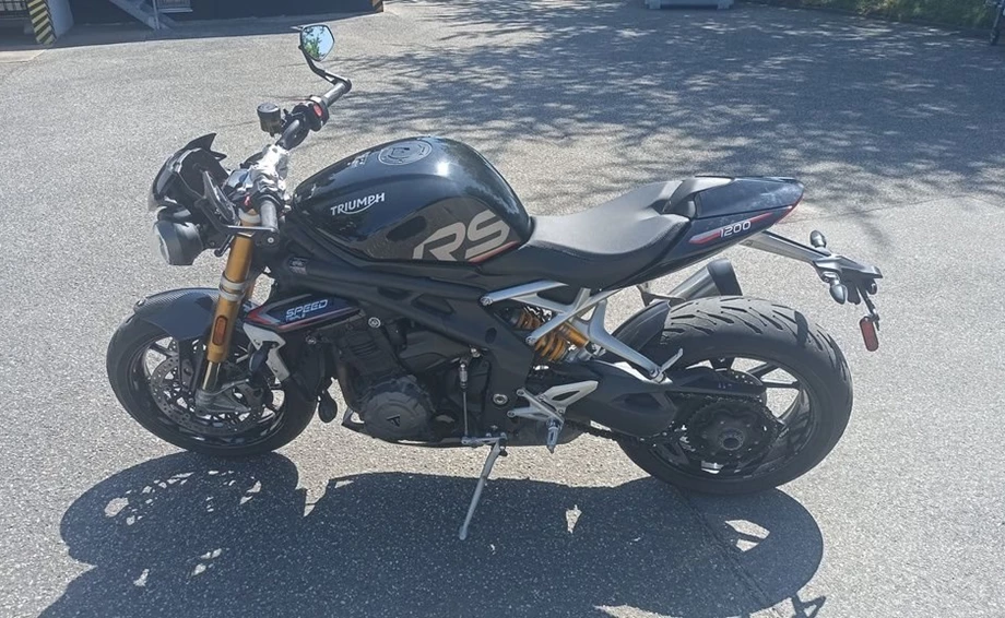 Angebot Triumph Speed Triple 1200 RS Bild 6: Angebot Triumph Speed Triple 1200 RS