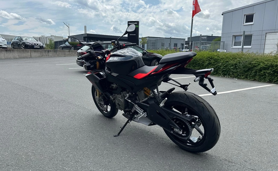 Angebot Aprilia Tuono 660 Factory Bild 5: Angebot Aprilia Tuono 660 Factory