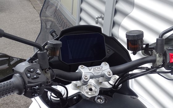 Gebrauchtmotorrad Moto Guzzi V100 Mandello - Bild 4