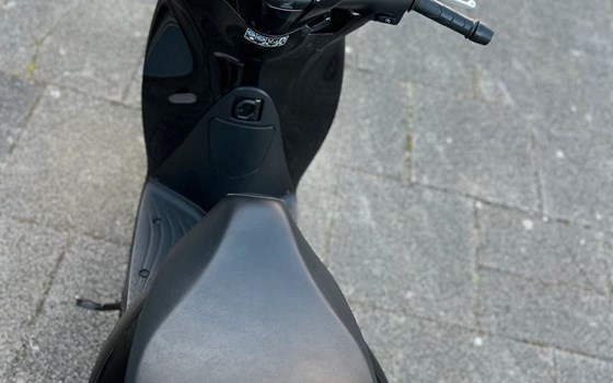 Gebrauchtmotorrad Honda SH125 - Bild 6 Gebrauchtmotorrad Honda SH125 - Bild 6
