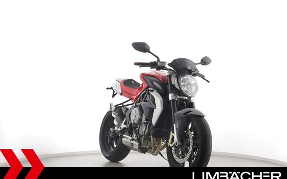 Gebrauchtmotorrad MV Agusta Brutale 675 - Bild 2