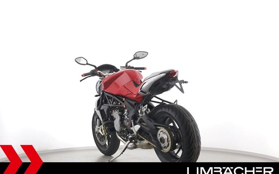 Gebrauchtmotorrad MV Agusta Brutale 675 - Bild 7