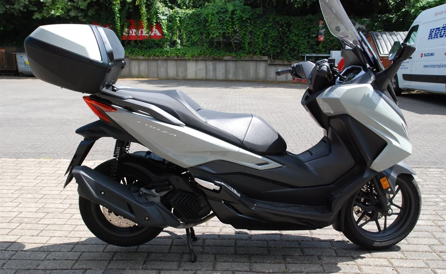 Offer Honda Forza 125 Bild 3: Offer Honda Forza 125