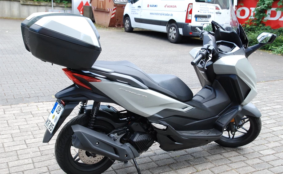Offer Honda Forza 125 Bild 5: Offer Honda Forza 125