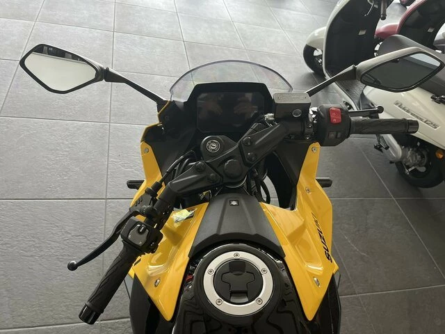 Angebot Suzuki GSX-8R Bild 8: Angebot Suzuki GSX-8R