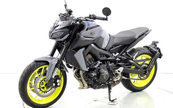 Motorrad Occasion Yamaha MT-09 - Bild 3