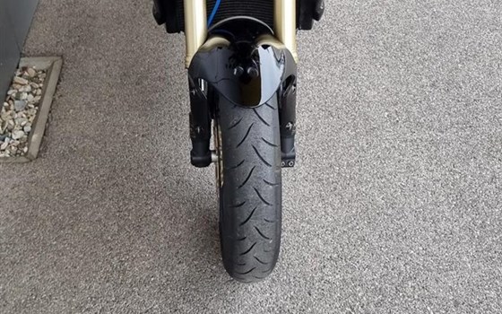 Gebrauchtmotorrad Triumph Street Triple - Bild 11