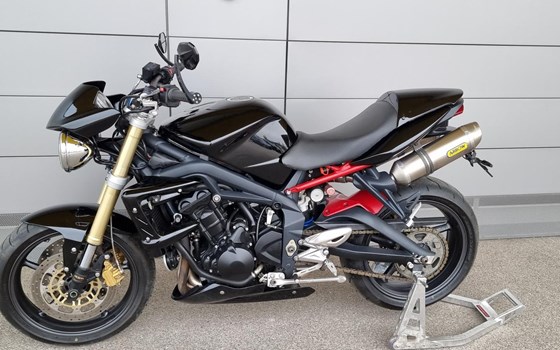 Gebrauchtmotorrad Triumph Street Triple - Bild 6