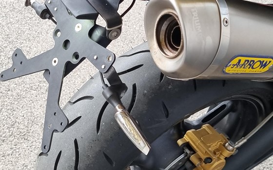 Gebrauchtmotorrad Triumph Street Triple - Bild 9