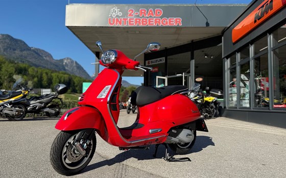 Neufahrzeug Vespa GTS 125 Super - Bild 1 Neufahrzeug Vespa GTS 125 Super - Bild 1
