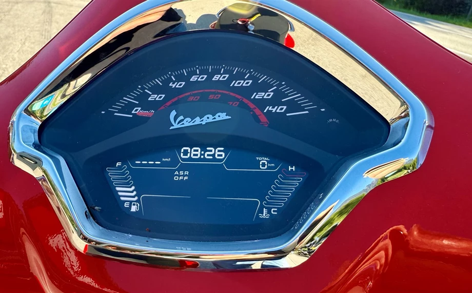 Angebot Vespa GTS 125 Super Bild 7: Angebot Vespa GTS 125 Super