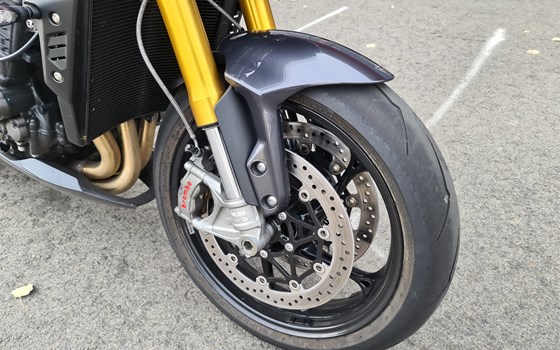 Gebrauchtmotorrad Triumph Speed Triple 1200 RS - Bild 4 Gebrauchtmotorrad Triumph Speed Triple 1200 RS - Bild 4
