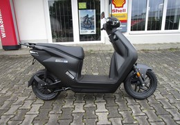 Neumotorrad Honda EM1 e