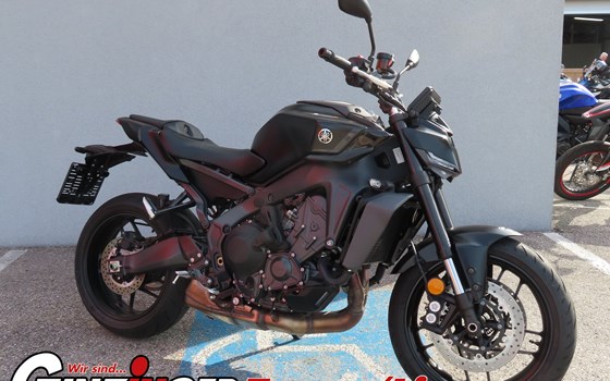 Gebrauchtmotorrad Yamaha MT-09 Y-AMT - Bild 1 Gebrauchtmotorrad Yamaha MT-09 Y-AMT - Bild 1