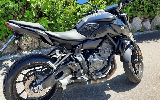 Gebrauchtmotorrad Yamaha MT-07 - Bild 1