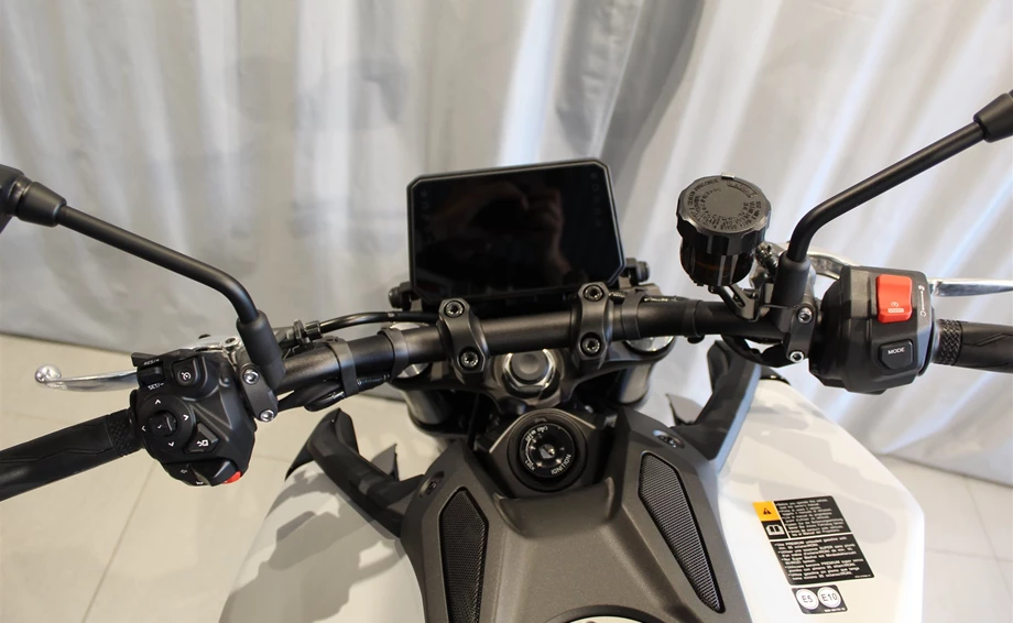 Angebot Yamaha MT-09 Bild 13: Angebot Yamaha MT-09