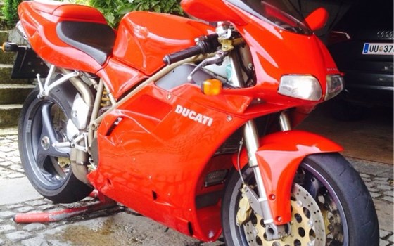Gebrauchtmotorrad Ducati 748 - Bild 1 Gebrauchtmotorrad Ducati 748 - Bild 1