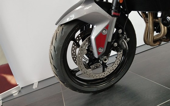 Gebrauchtmotorrad Triumph Tiger Sport 660 - Bild 5