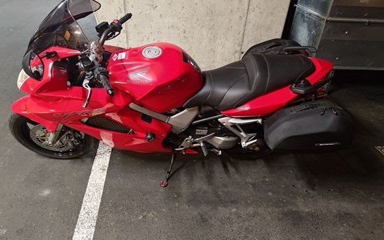 Gebrauchtmotorrad Honda VFR 800 F - Bild 5