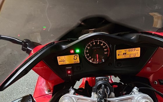 Gebrauchtmotorrad Honda VFR 800 F - Bild 9