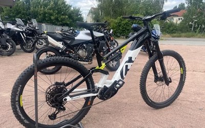 Husqvarna Hard Cross HC2