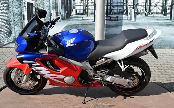 Gebrauchtmotorrad Honda CBR 600 F - Bild 9