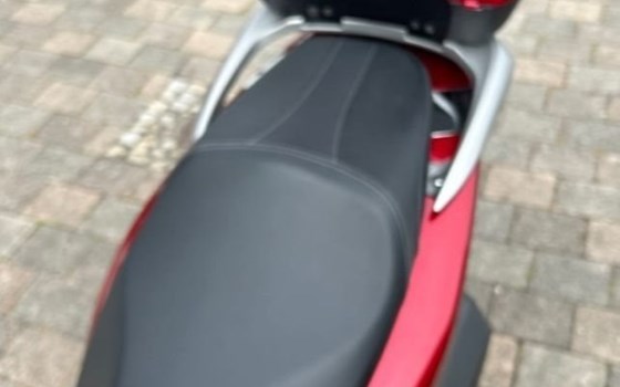 Gebrauchtmotorrad Honda SH125i - Bild 3 Gebrauchtmotorrad Honda SH125i - Bild 3