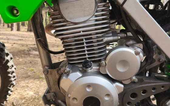 Gebrauchtmotorrad Kawasaki KLX 125 - Bild 6