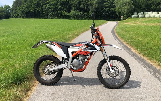 Gebrauchtmotorrad KTM Freeride 250 F - Bild 2 Gebrauchtmotorrad KTM Freeride 250 F - Bild 2