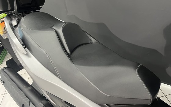 Gebrauchtmotorrad Suzuki Burgman 400 - Bild 9