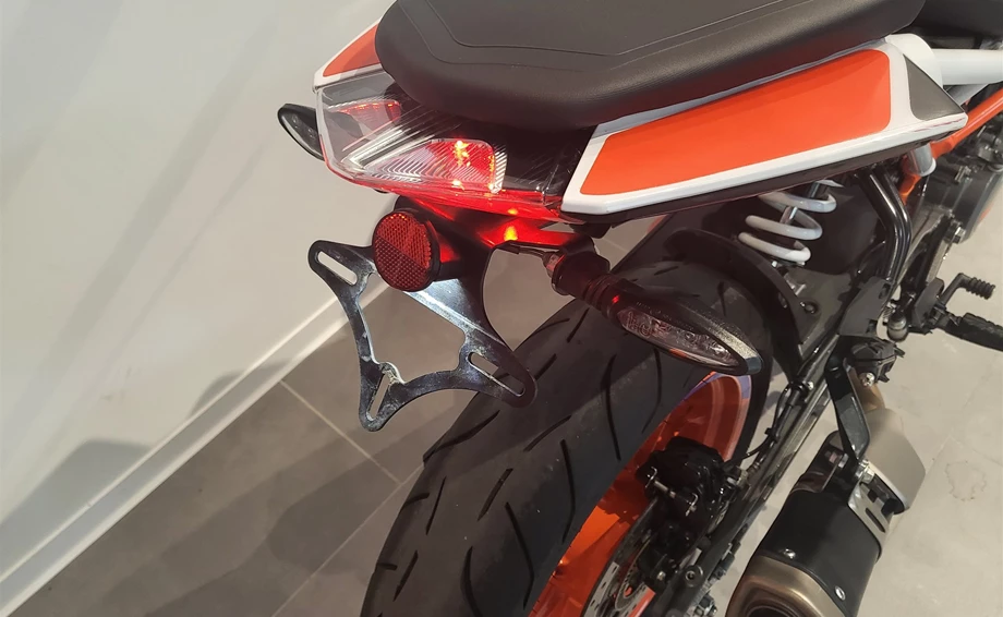 Angebot KTM 390 Duke Bild 10: Angebot KTM 390 Duke