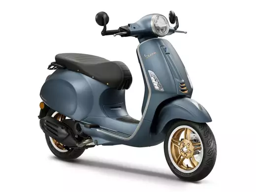 Vespa Primavera 125 Officina 8<br />**Verfügbar**