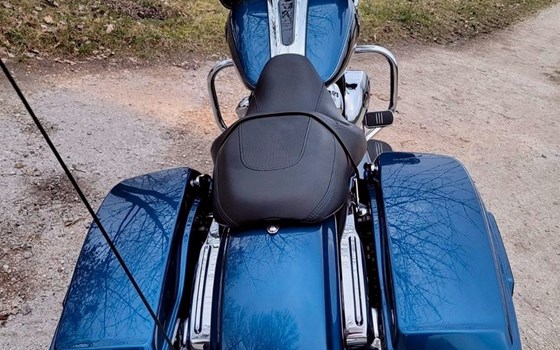Gebrauchtmotorrad Harley-Davidson Street Glide FLHX - Bild 6