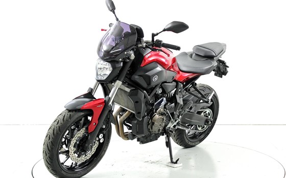 Motorrad Occasion Yamaha MT-07 - Bild 3