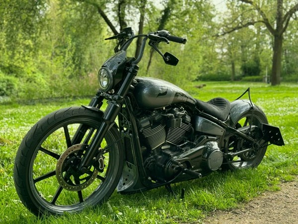 Gebrauchtmotorrad Harley-Davidson Softail Street Bob FXBB
