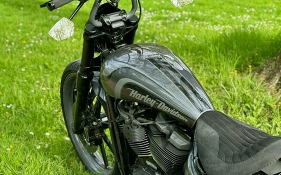 Gebrauchtmotorrad Harley-Davidson Softail Street Bob FXBB - Bild 11