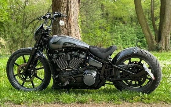 Gebrauchtmotorrad Harley-Davidson Softail Street Bob FXBB - Bild 7