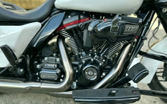 Gebrauchtmotorrad Harley-Davidson CVO Street Glide FLHXSE - Bild 5