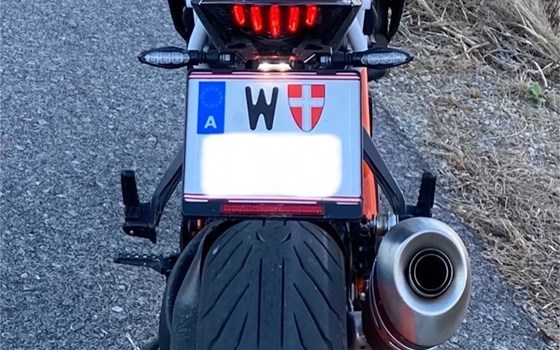 Gebrauchtmotorrad KTM 1290 Super Duke R - Bild 7 Gebrauchtmotorrad KTM 1290 Super Duke R - Bild 7