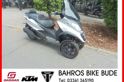 Piaggio MP3 400