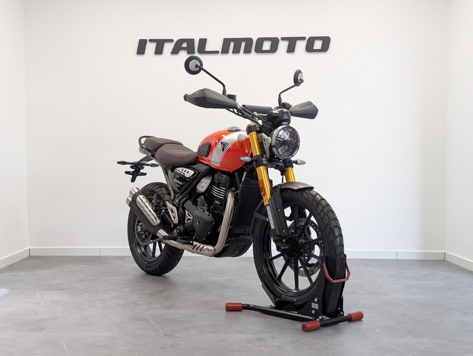 Triumph Scrambler 400 X 